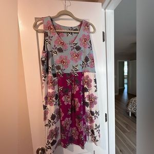 Women’s casual dress